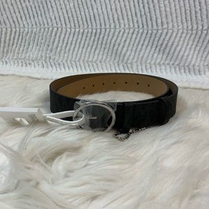 Black Micheal Kors belt
